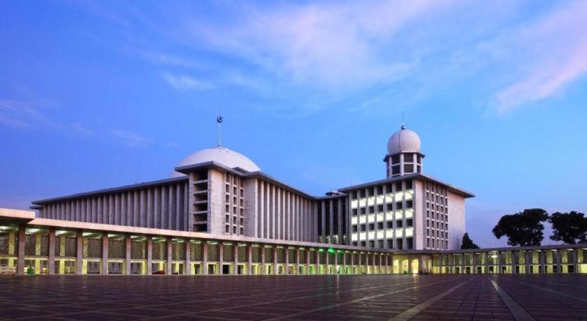 Super Oyo 91074 Stariez Senen Syariah Hotel Jakarta