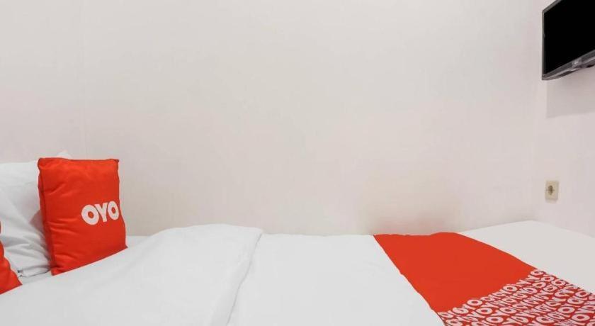 Super Oyo 91074 Stariez Senen Syariah Hotel 2*