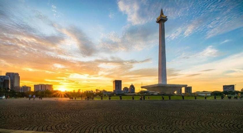 Hotel Super Oyo 91074 Stariez Senen Syariah 2*